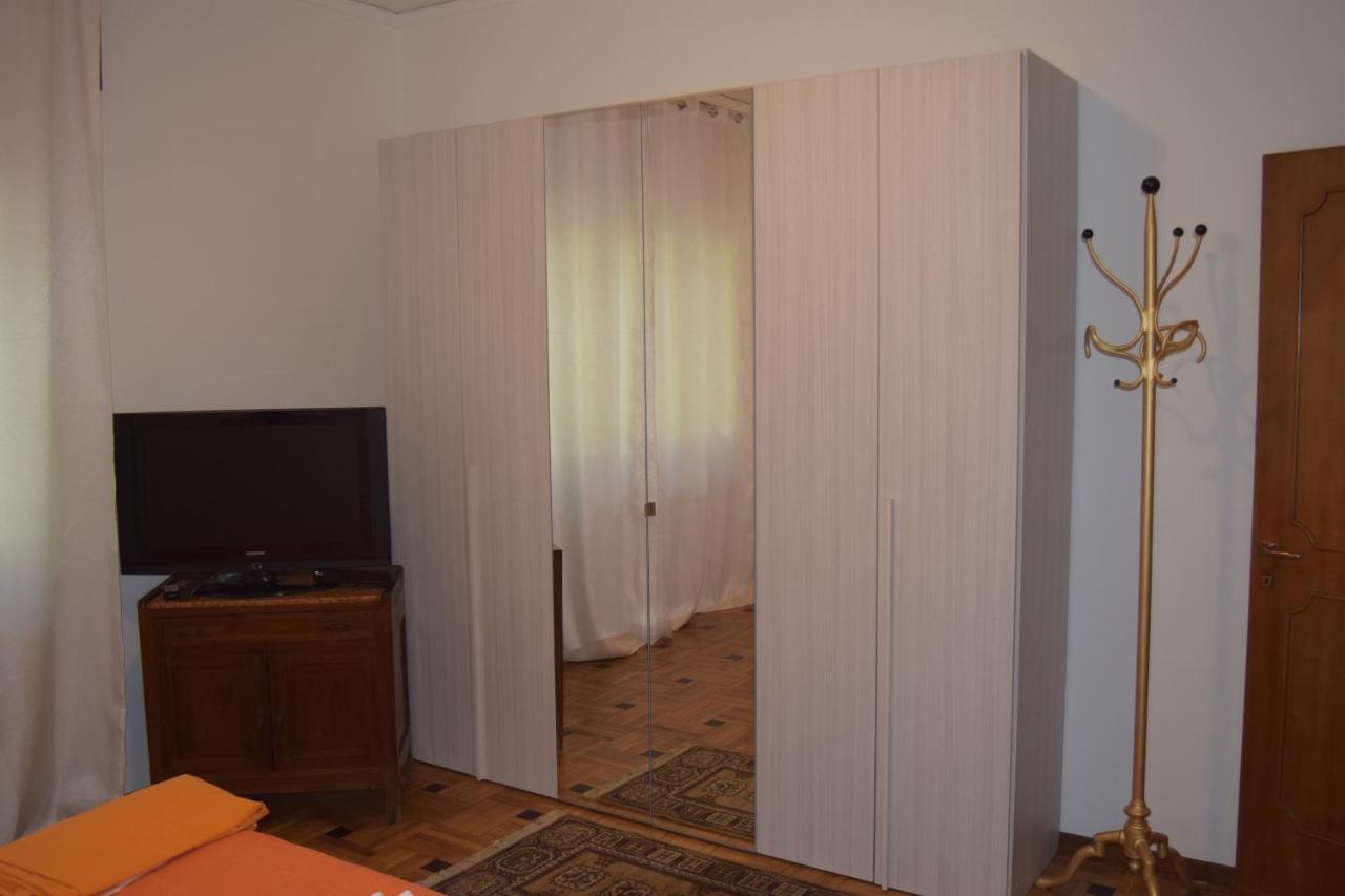 Al Salice Tranquillita Nel Verde Via Amendola 24 Apartment Busto Arsizio Luaran gambar