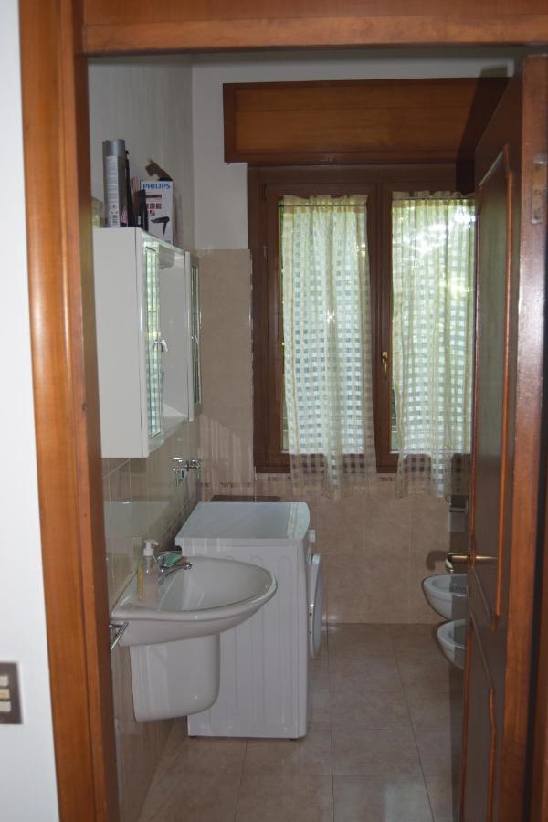 Al Salice Tranquillita Nel Verde Via Amendola 24 Apartment Busto Arsizio Luaran gambar